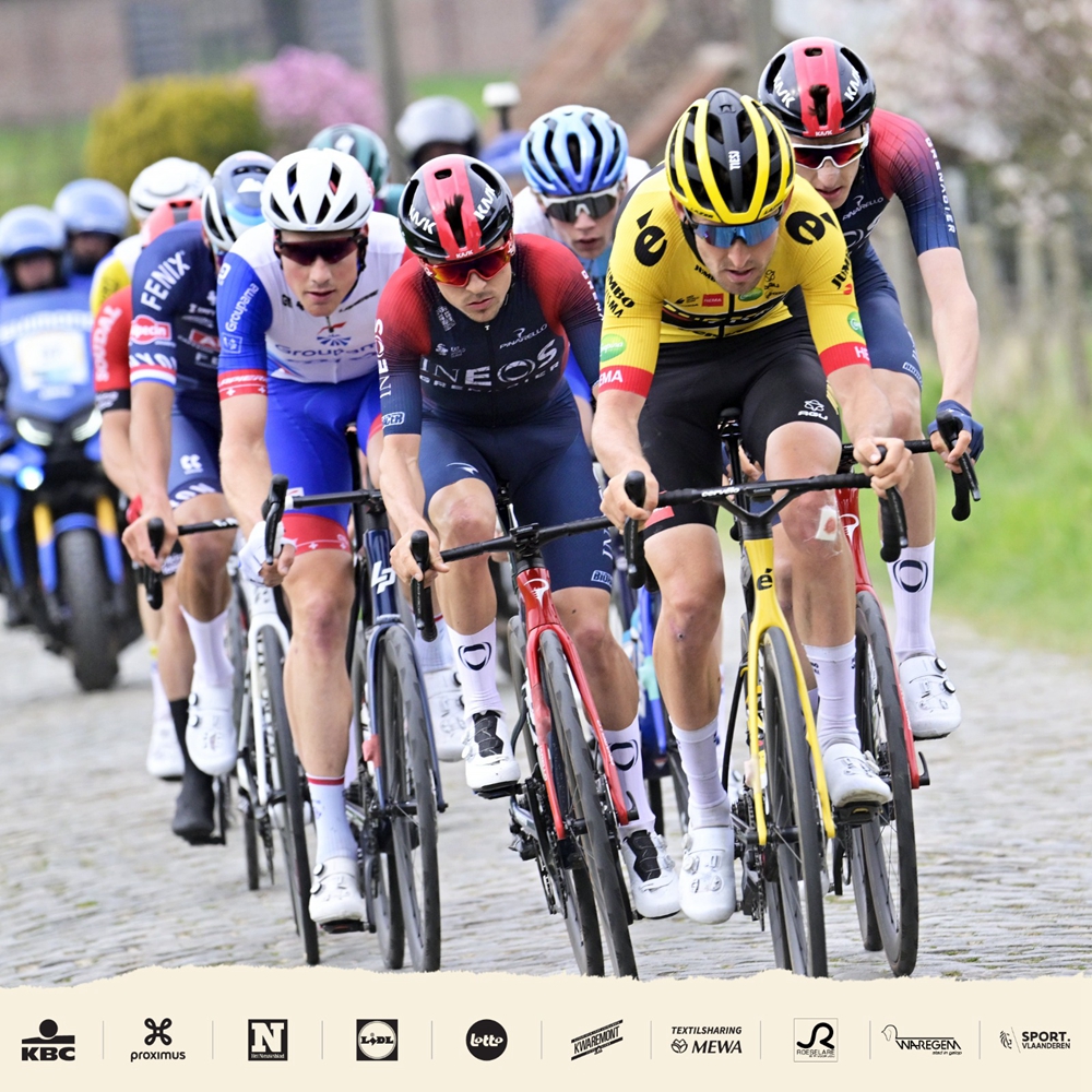 穿越弗兰德斯 | 重回巅峰 范德普尔喜提第二冠