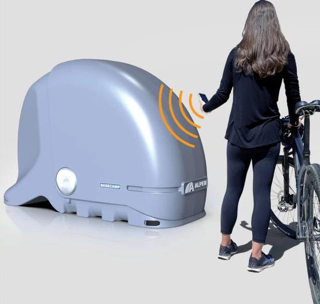 更大更智能 Alpen推出新款户外停车胶囊