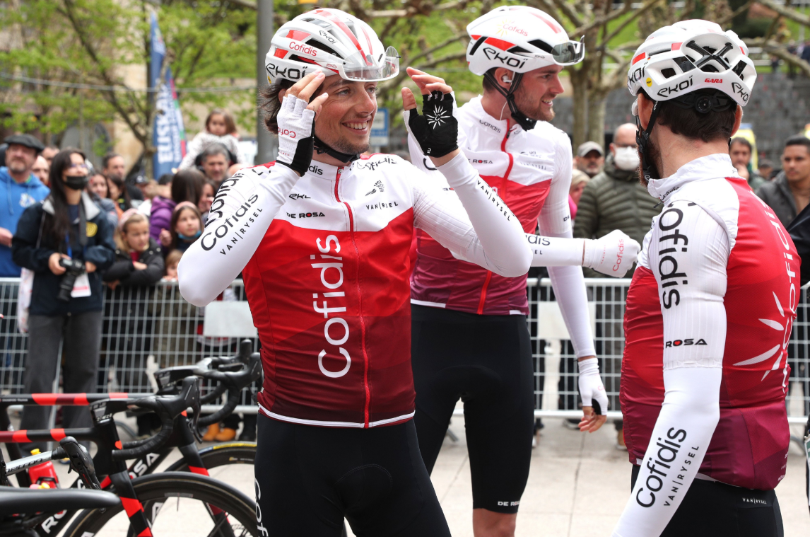 环巴斯克收官科菲迪斯赢首胜英力士喜提总冠军