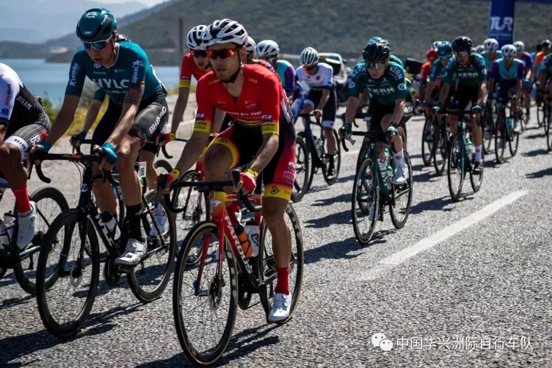 环土耳其S1：华兴队全员完赛 本内特勇猛单飞