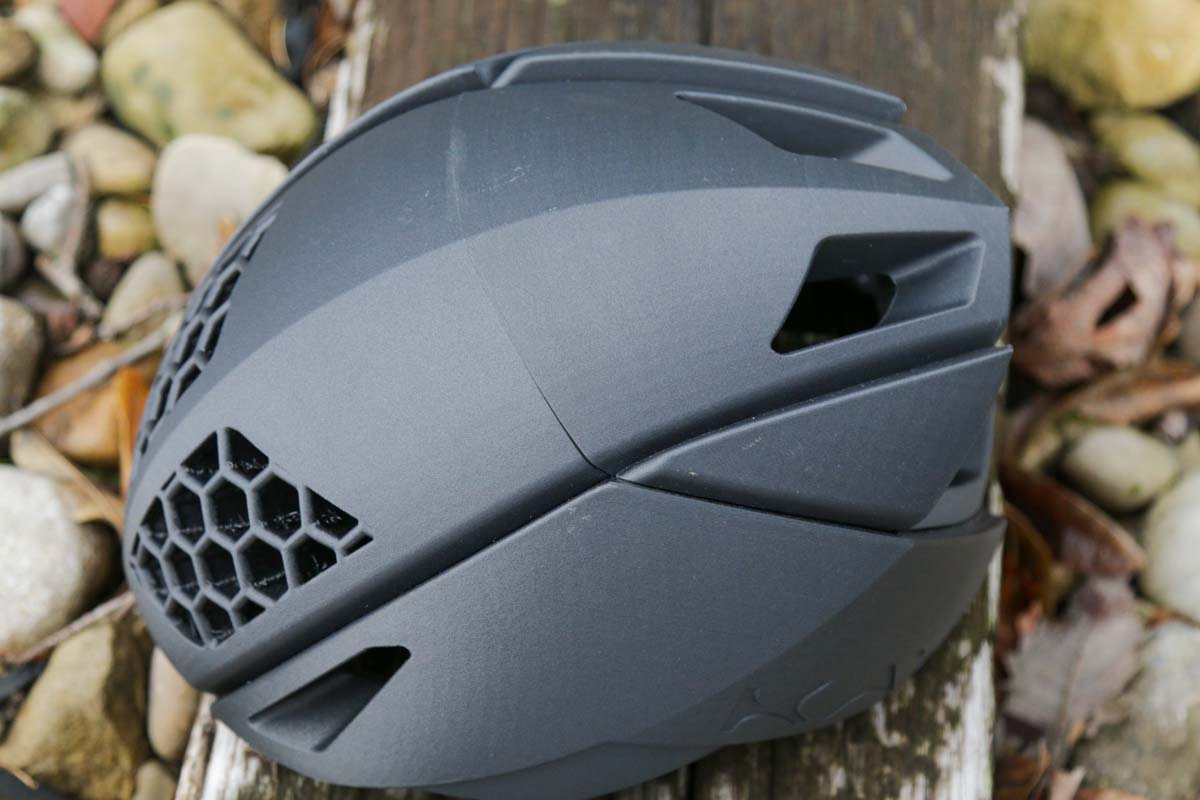 可私人定制 KAV推出3D打印头盔