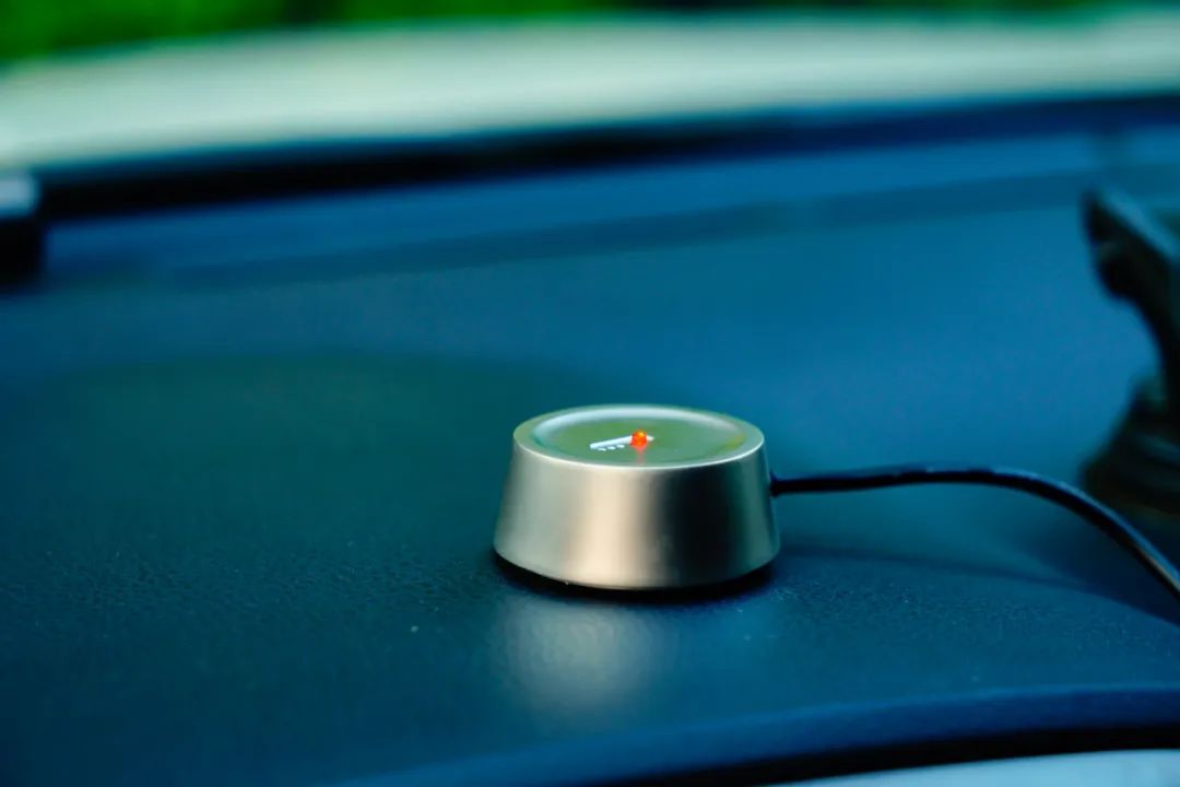 懶人拯救者：FOVNO佛羅全電動吸盤車頂架