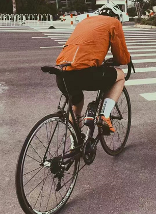 在內蒙古騎車是一種什么體驗？