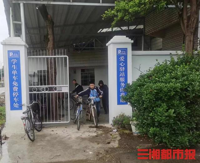 善良總有回音 ，“單車阿姨”獲正能量獎5000元！