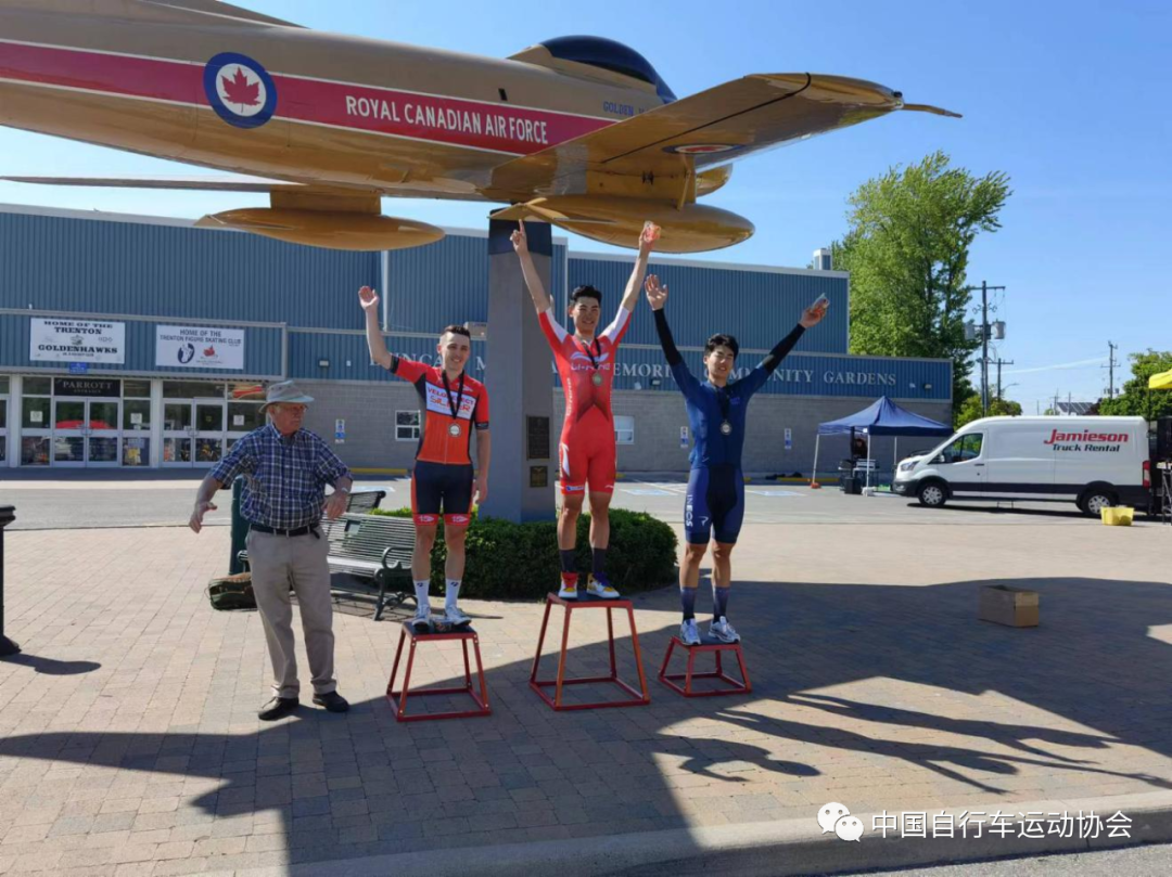加拿大昆特公路绕圈赛 姜治慧获得冠军