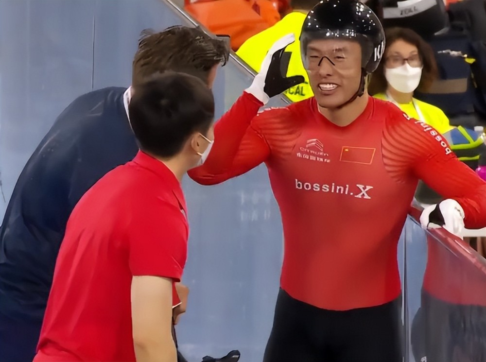 薛晨曦夺世界杯冠军 实现中国男子自行车历史突破