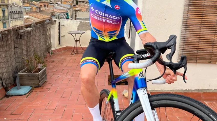 Mapei涂装再现 Colnago定制版G3-X亮相砾石赛场