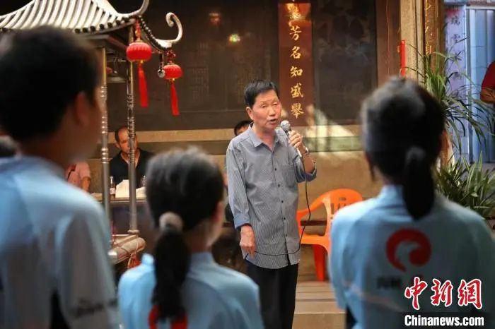 臺灣“單車天使”騎行第一家園：“兩岸一家人”