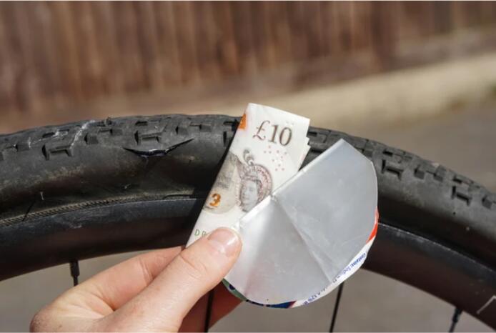 巧用碟片螺丝 户外应急维修小技巧了解一下