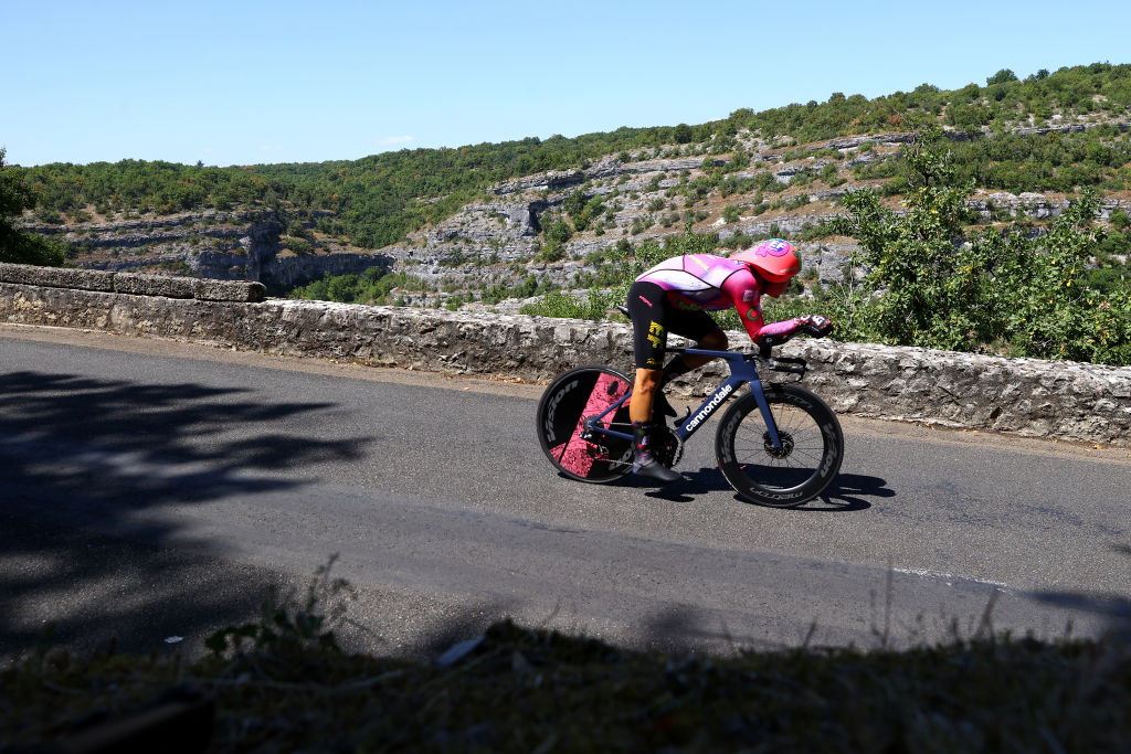 环法S20 均速50km/h！范阿尔特虐爆全场再斩一胜