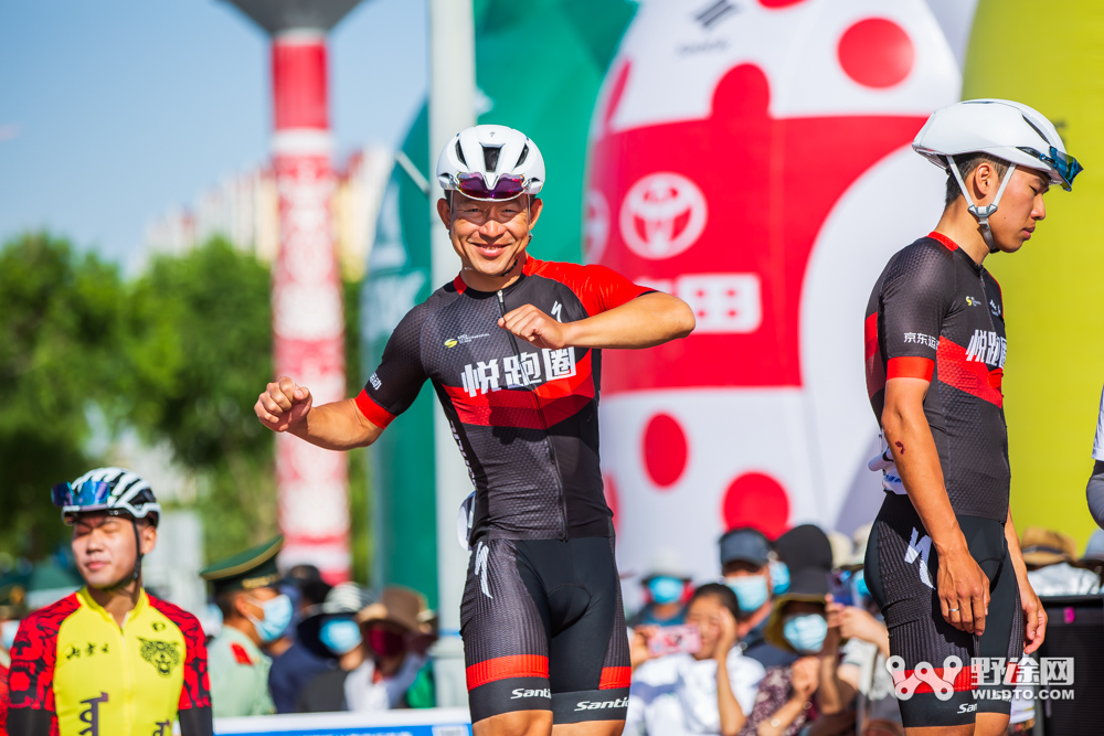環(huán)湖賽S4 職業(yè)首勝！小將申煜濤沖贏張志善奪賽段