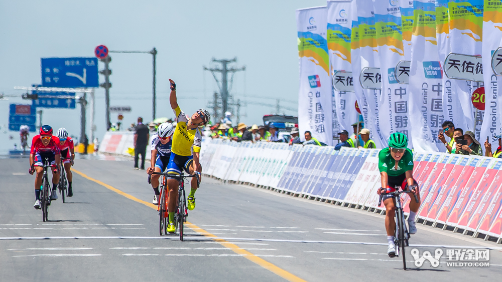 環(huán)湖賽S4 職業(yè)首勝！小將申煜濤沖贏張志善奪賽段