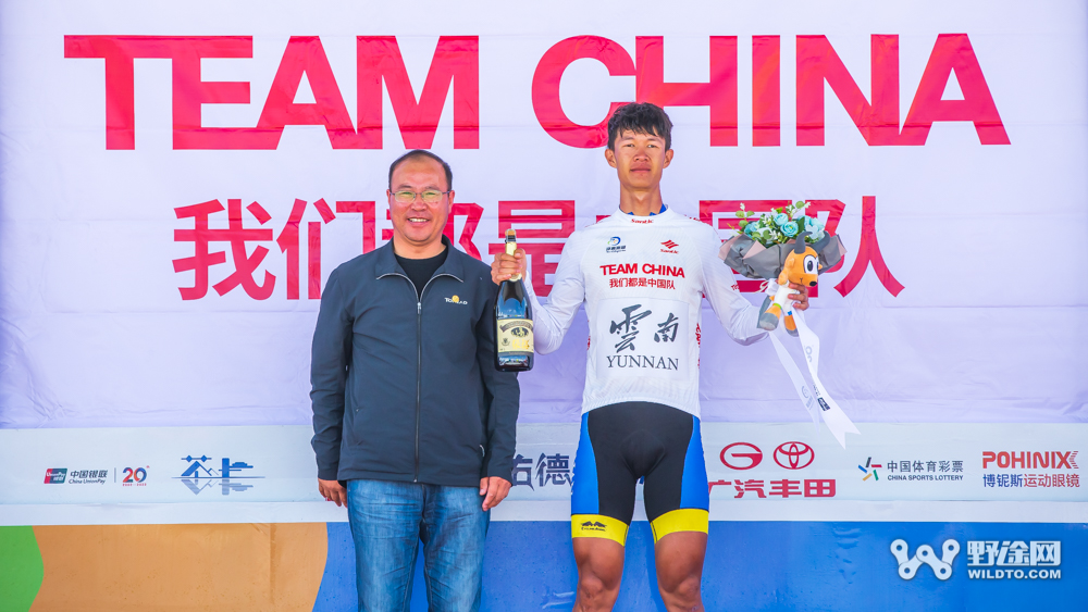 環(huán)湖賽S4 職業(yè)首勝！小將申煜濤沖贏張志善奪賽段