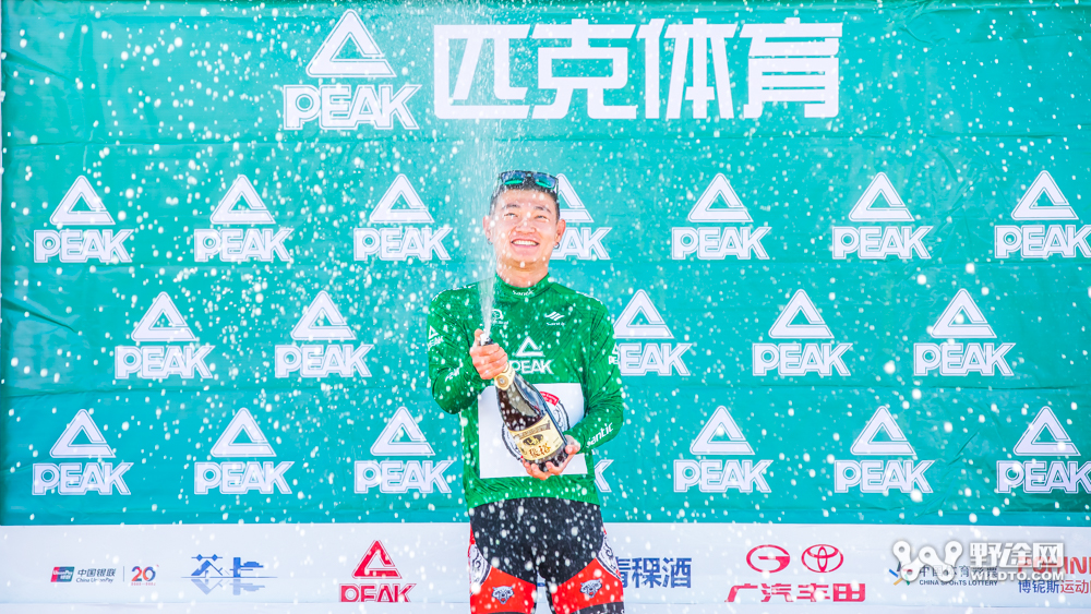 環(huán)湖賽S4 職業(yè)首勝！小將申煜濤沖贏張志善奪賽段