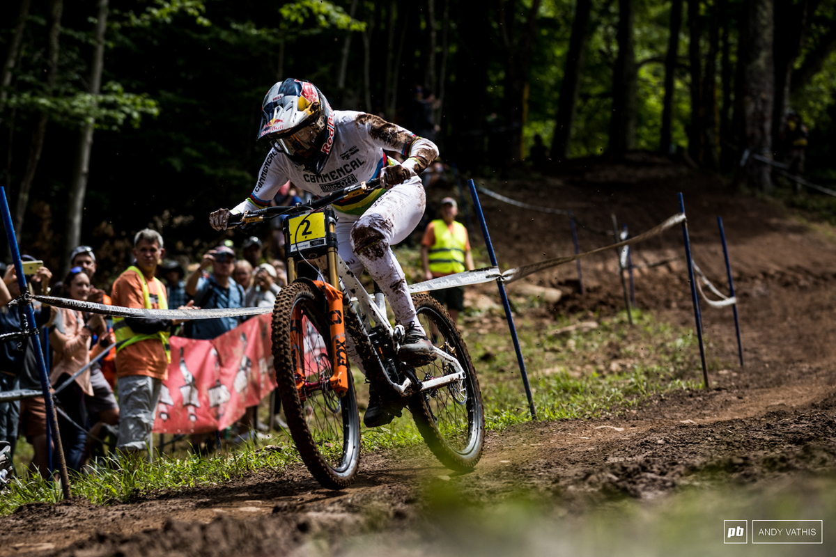 DH世界杯美国站：泥地激战 0.4秒的绝杀