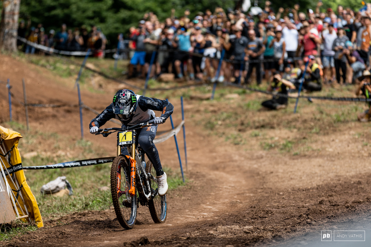 DH世界杯美国站：泥地激战 0.4秒的绝杀