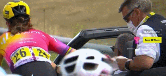 女子环法赛发生大规模撞车，16人受伤1人退赛