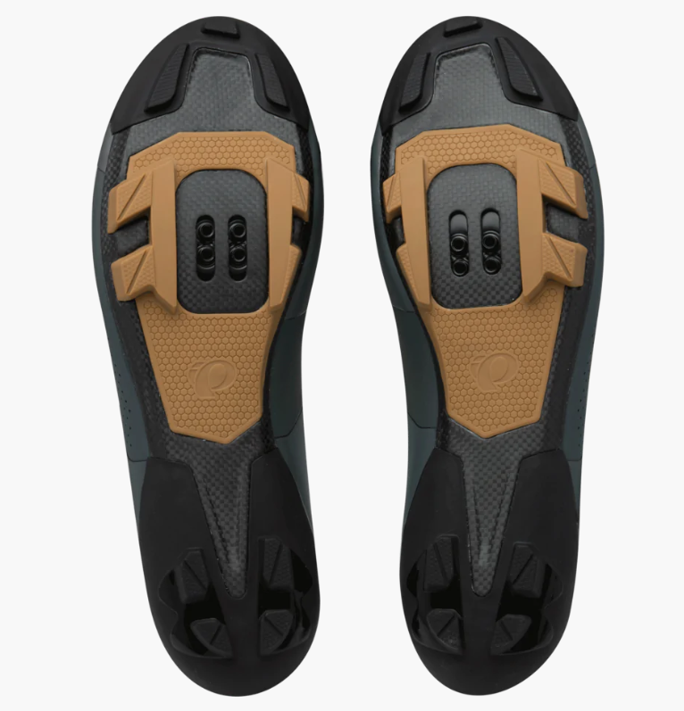 双BOA设计  iZUMi推出全新PRO系列锁鞋