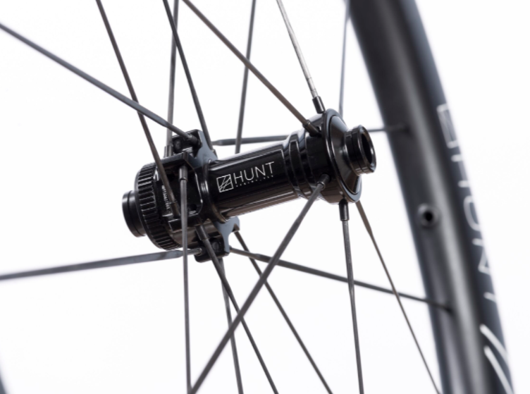 碳条新选择  Hunt推出全新Limitless公路轮组