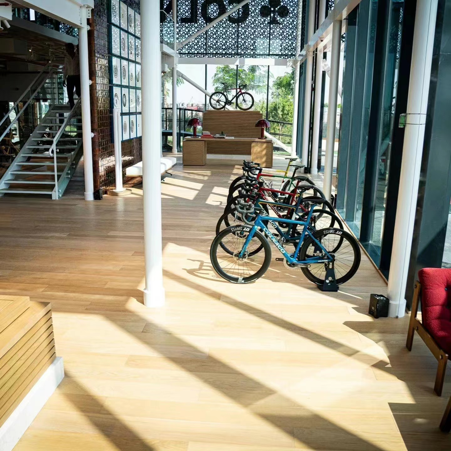 落户阿布扎比  Colnago自行车旗舰店盛大开业
