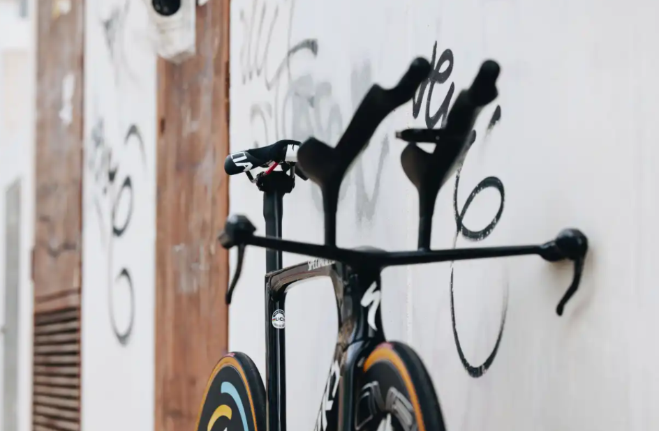 “黑色计划”   Specialized多款新品曝光