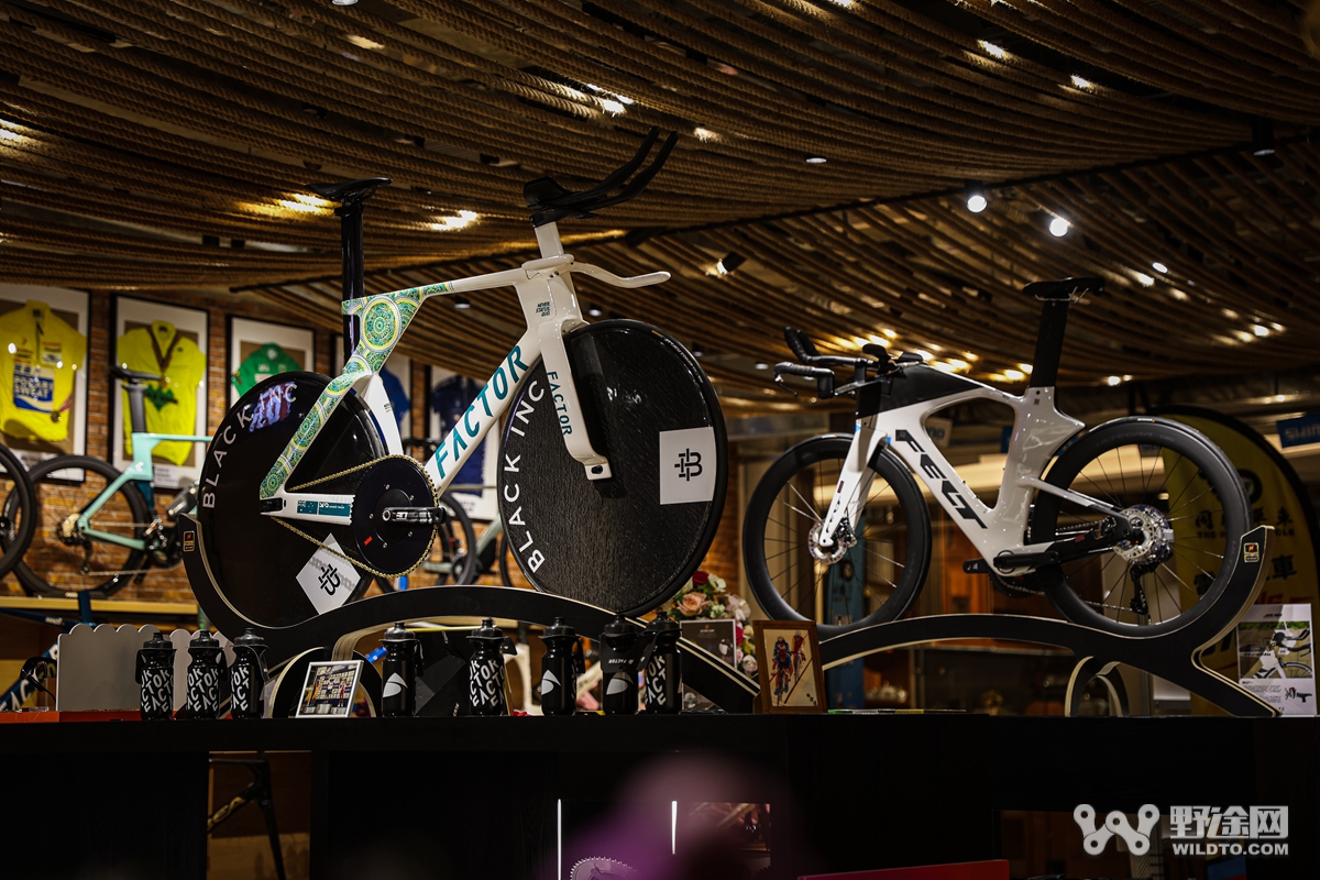 单车界的“老字号”  探访黄金宝的香港同荣单车店