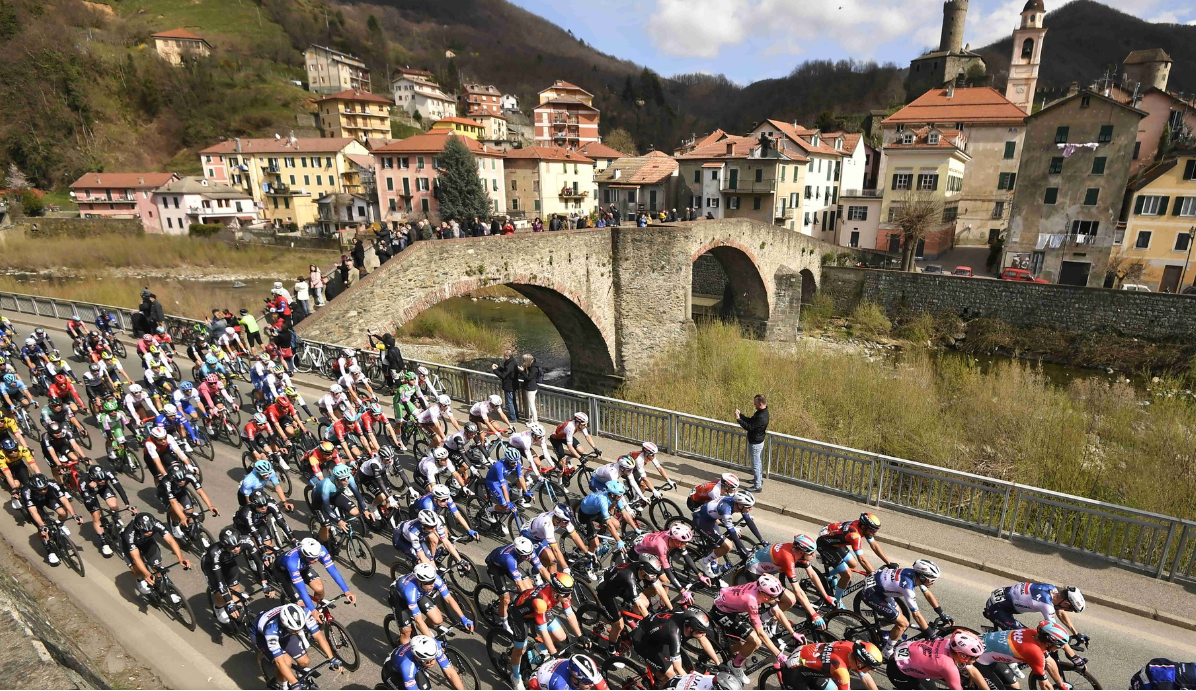 2023米兰-圣雷莫：隔空62载 范德普尔续写外公传奇