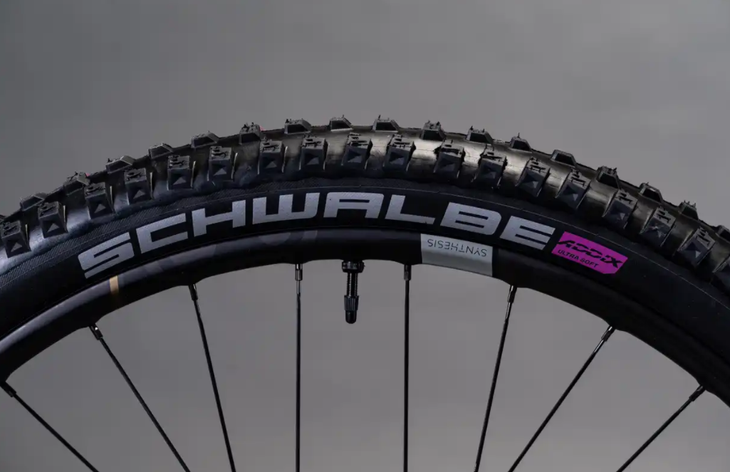 中性化设计  Schwalbe新款山地车轮胎曝光