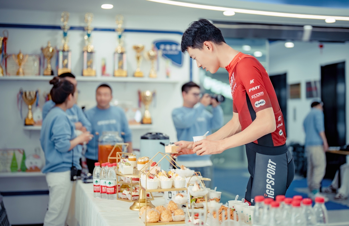iGPSPORT中文品牌名“迹驰”发布 BSC300震撼上市