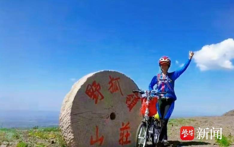 72岁阿姨骑游12年 走遍大半个中国上热搜