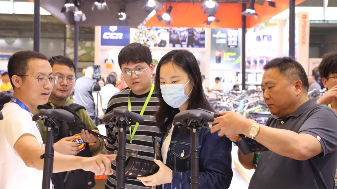 中国展 | 迈极炫：用户至上 深耕自行车灯行业