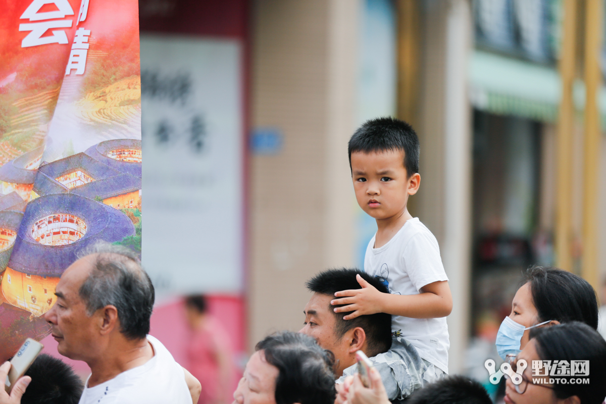 福建聯(lián)賽南靖站：大團(tuán)沖刺 黃京拔頭籌