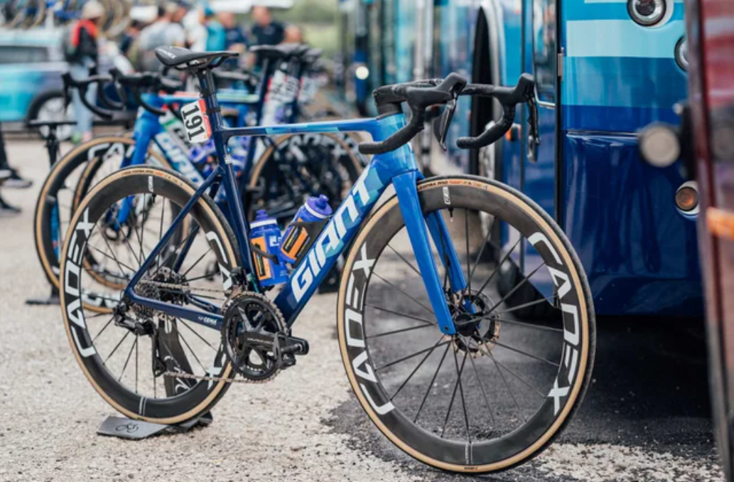 Pro战车 马修斯的车队版Giant Propel公路车