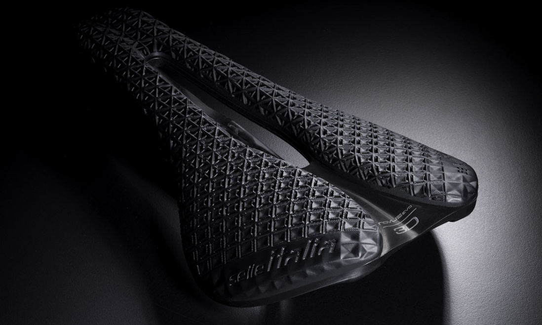 波浪形设计   Selle Italia新款Novus EVO 3D打印座垫