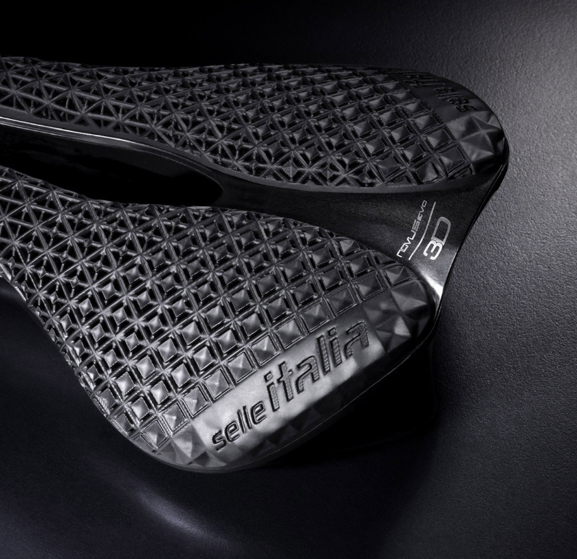 波浪形设计   Selle Italia新款Novus EVO 3D打印座垫