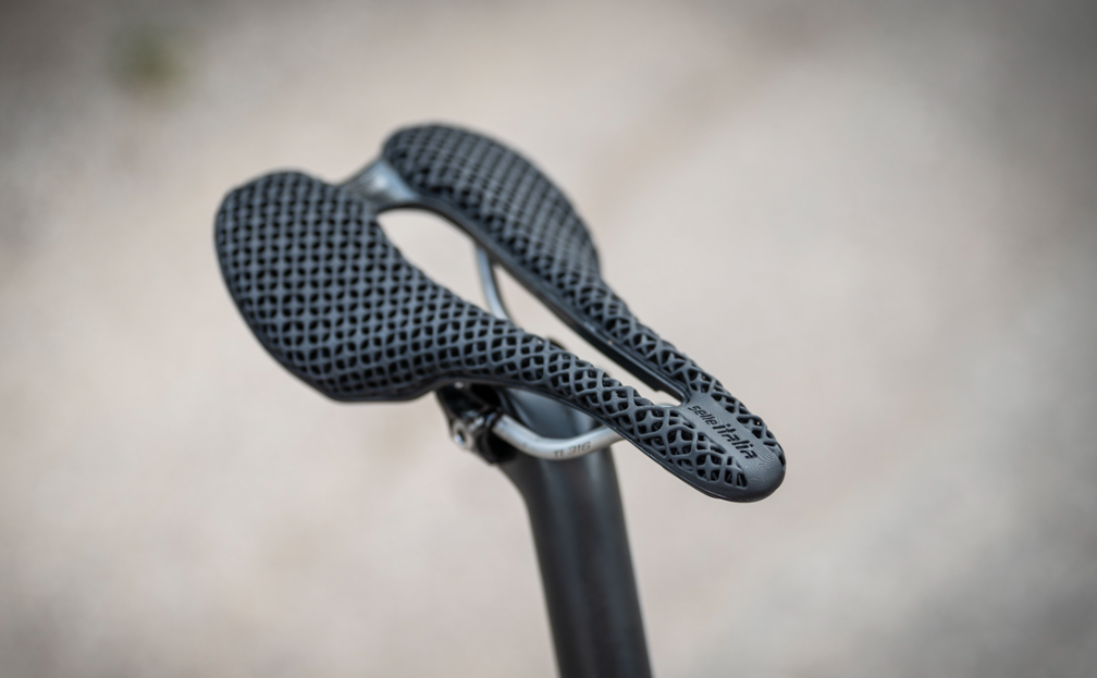 波浪形设计   Selle Italia新款Novus EVO 3D打印座垫