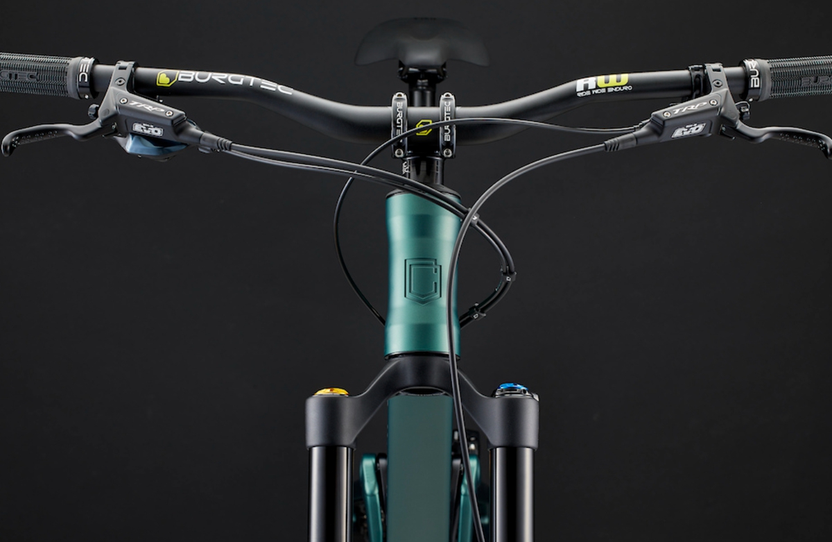 新的连杆布局 Commencal推出全新Meta V5