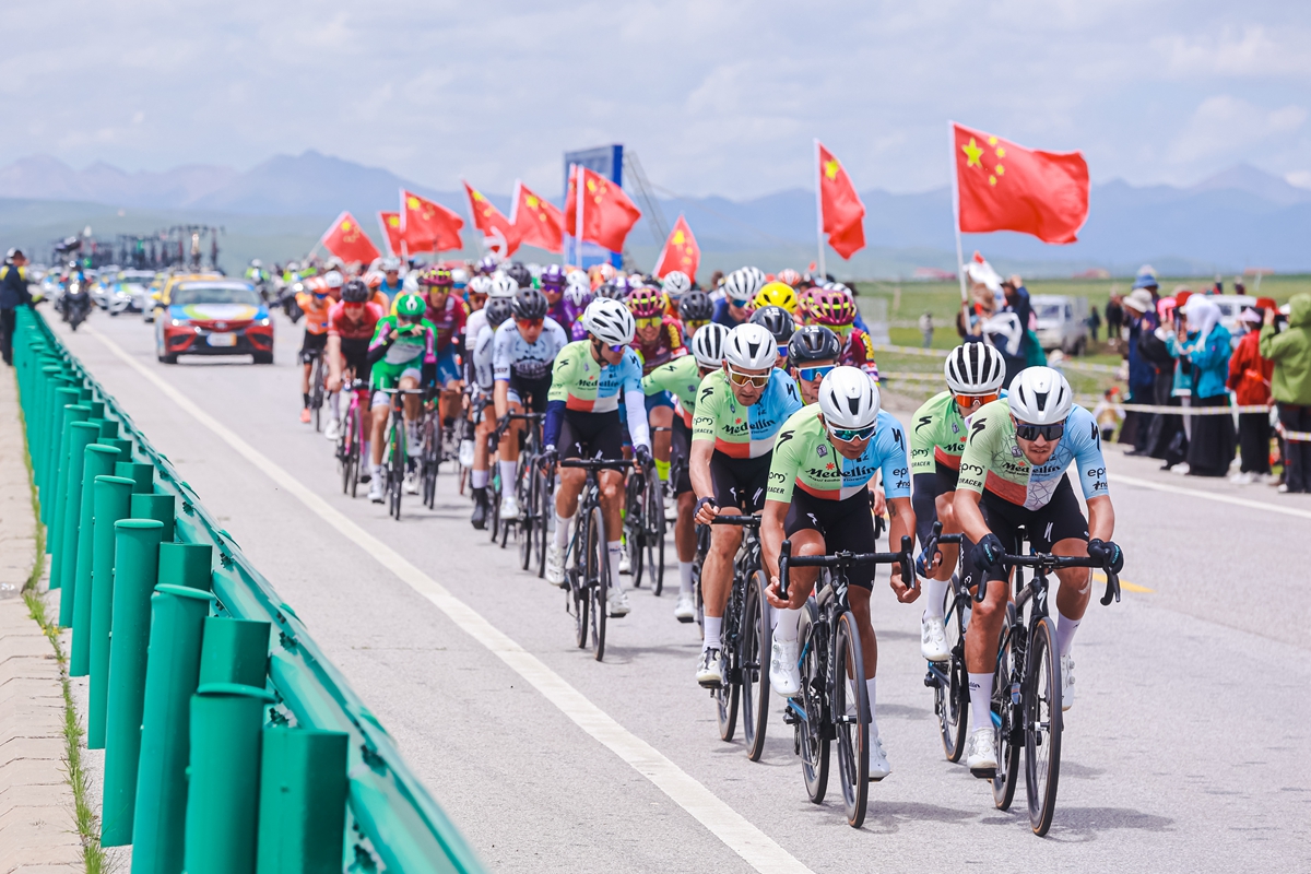 環(huán)湖賽S6：維維亞尼險(xiǎn)勝 克羅蒂克車隊(duì)梅開二度