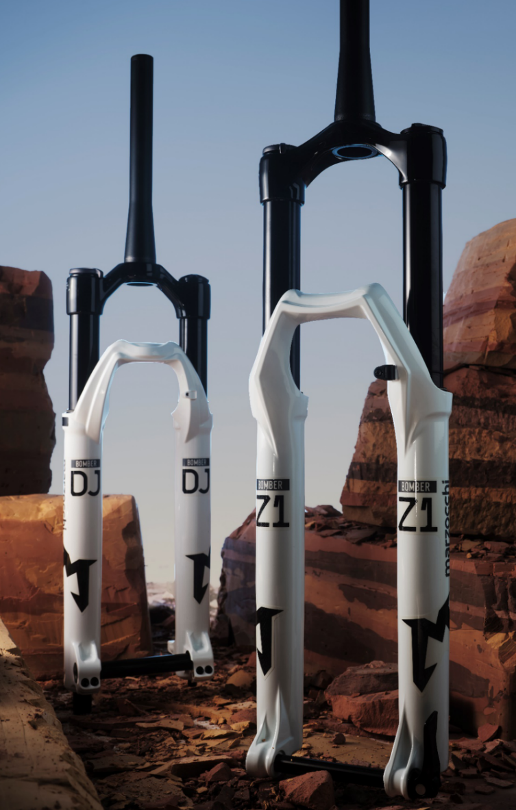 传奇限量版 Marzocchi发布全新Bomber前叉