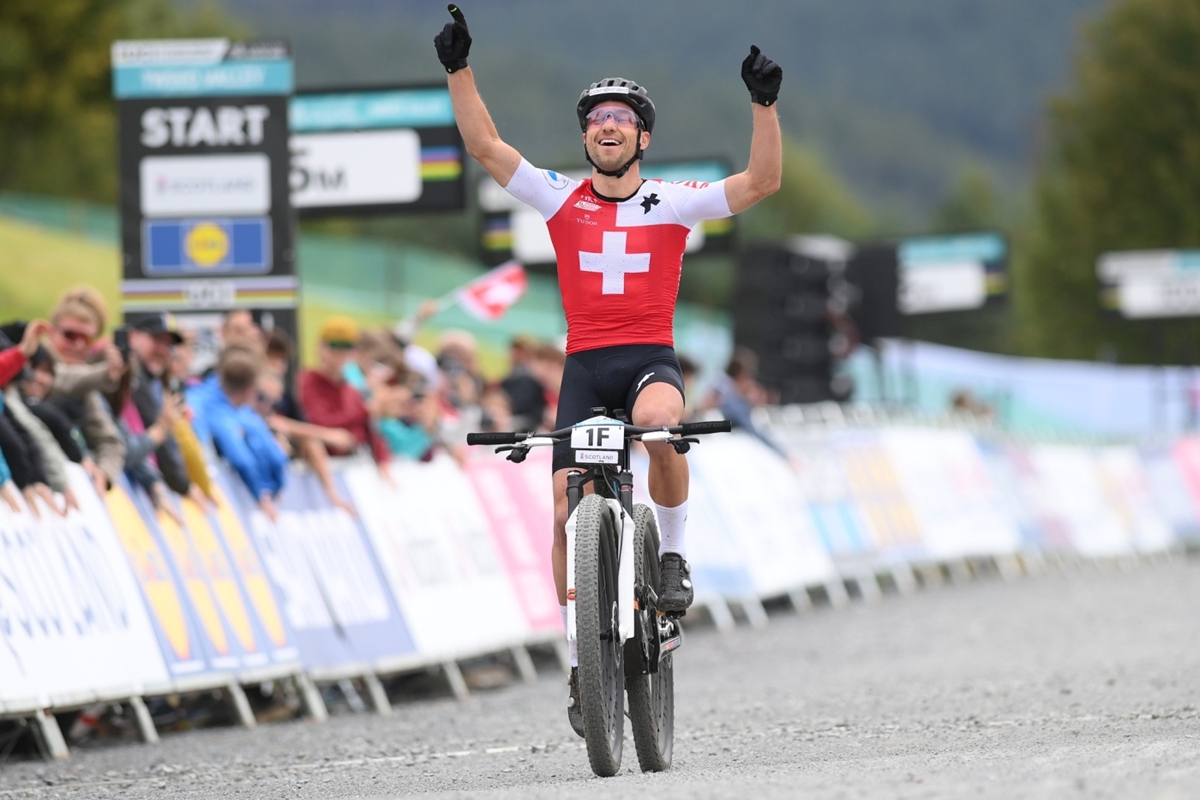 山地世锦赛：瑞士团体接力成功卫冕