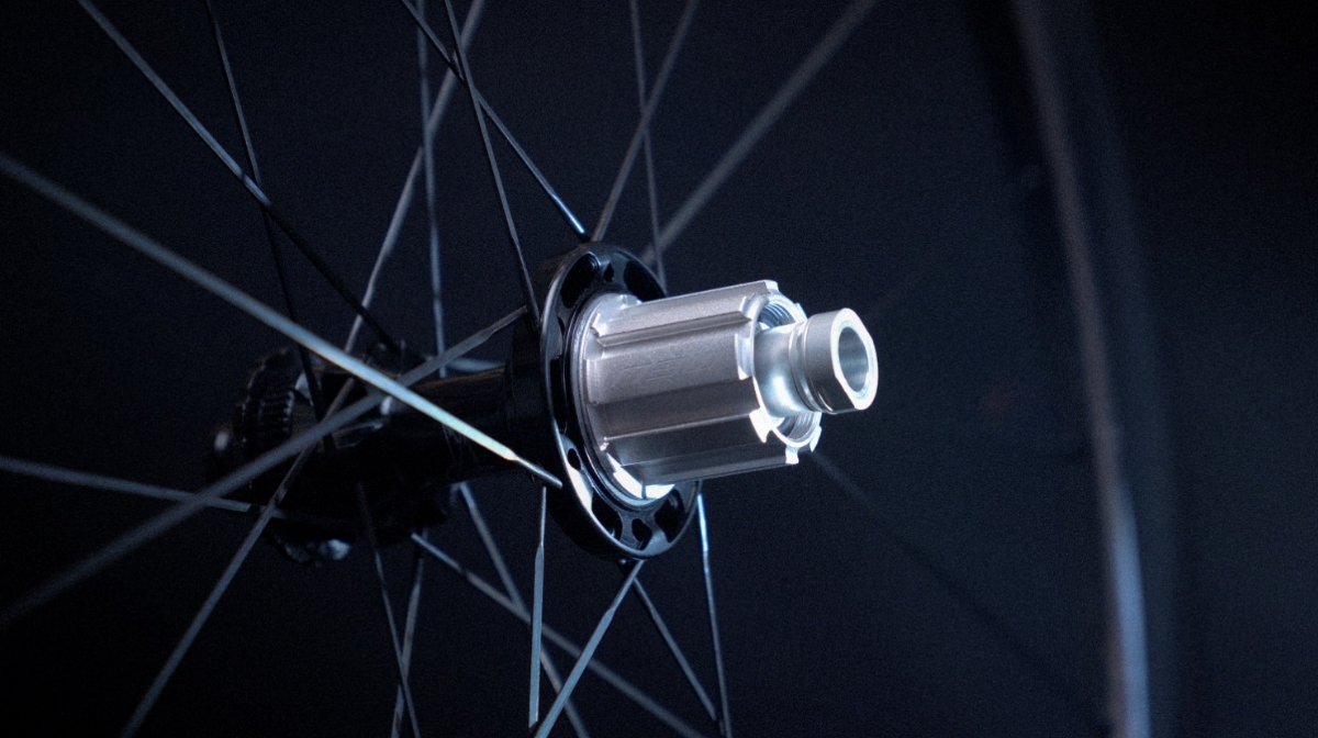 延伸轻量及性能  Campagnolo全新Hyperon轮组