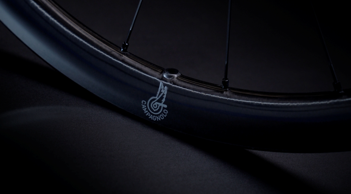延伸轻量及性能  Campagnolo全新Hyperon轮组