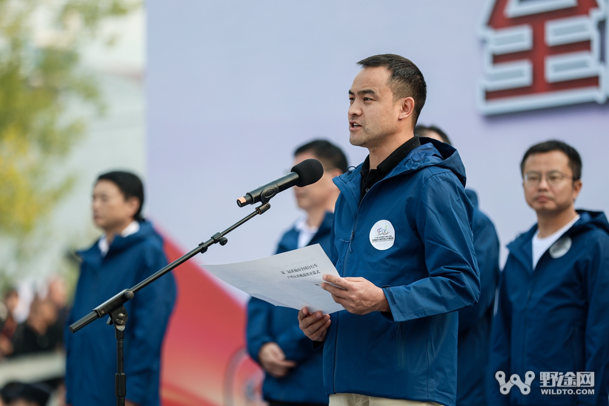 燃动全城！  ATTACK车队笑傲湖北黄袍山
