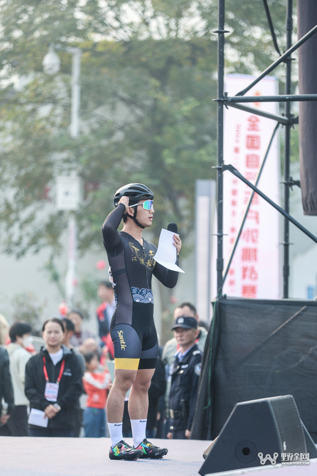 燃动全城！  ATTACK车队笑傲湖北黄袍山