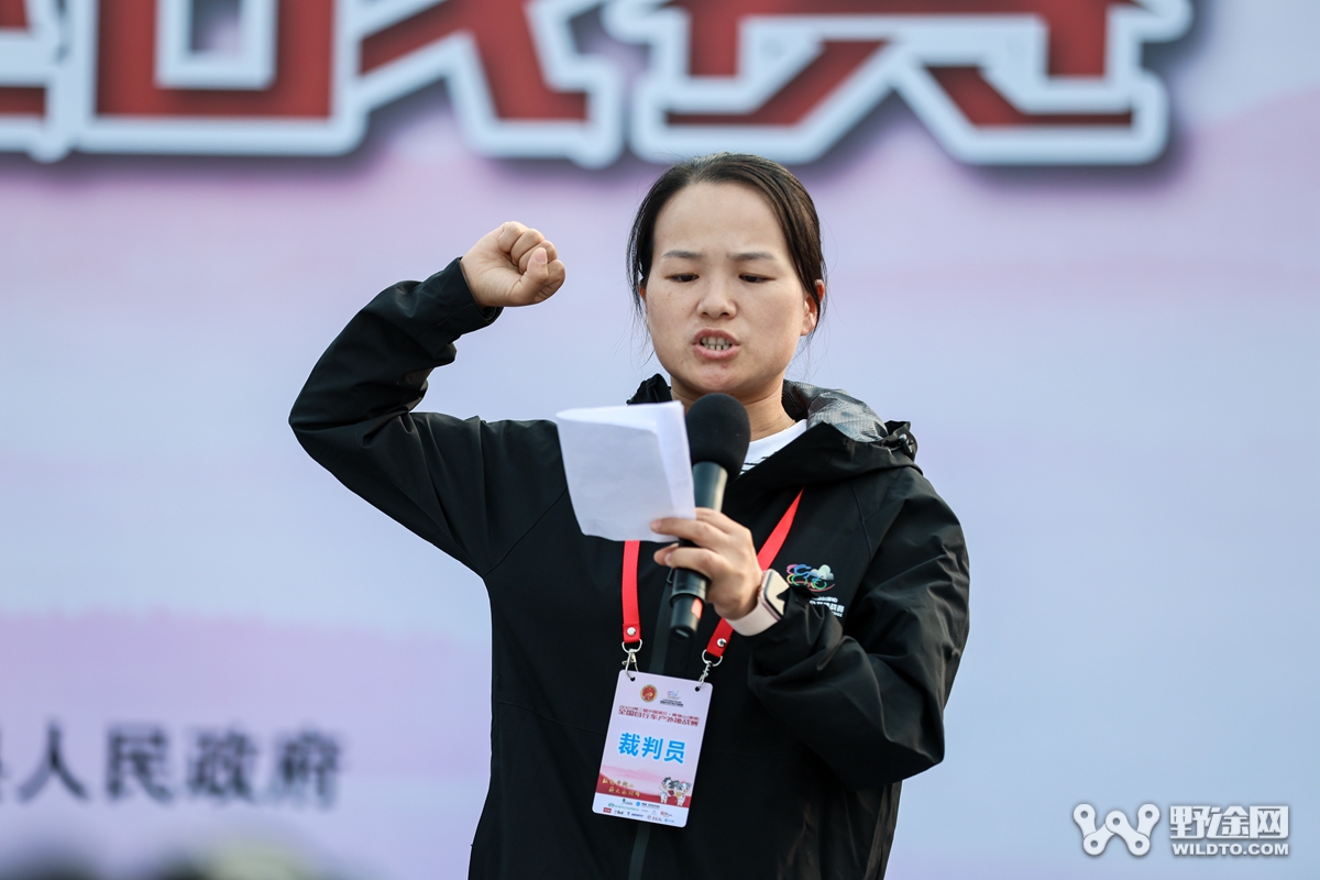 燃动全城！  ATTACK车队笑傲湖北黄袍山