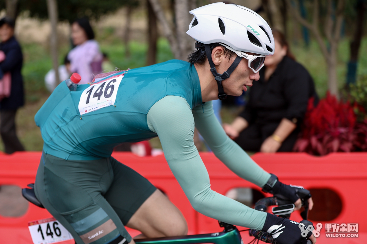 燃动全城！  ATTACK车队笑傲湖北黄袍山