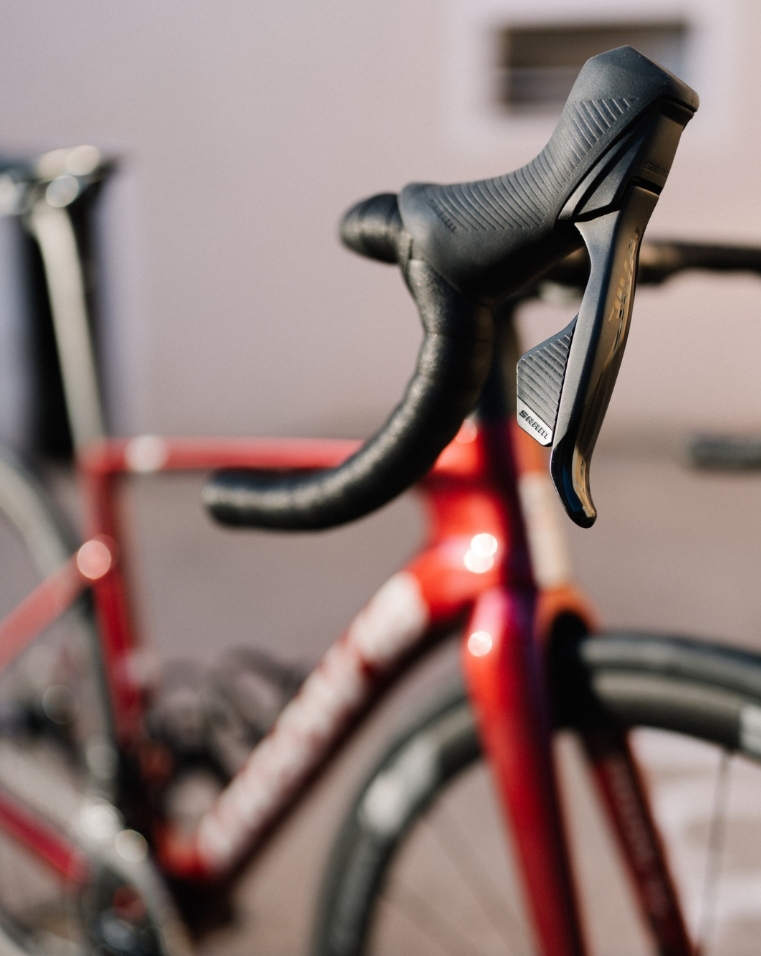 六边形战士  ARGON18 SUM全能型公路车