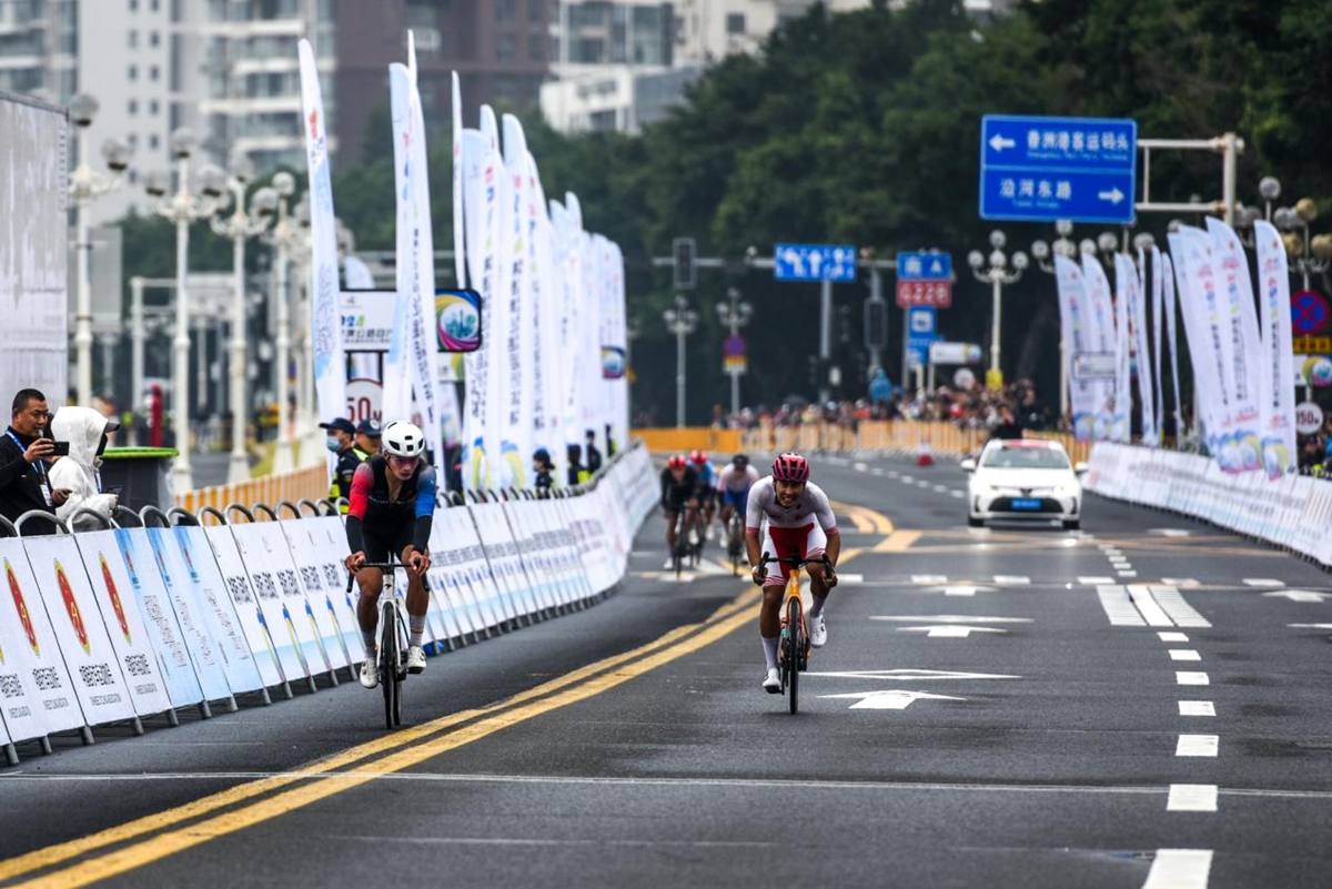 历史性时刻 粤港澳公路赛暨全运会公路测试赛圆满举办