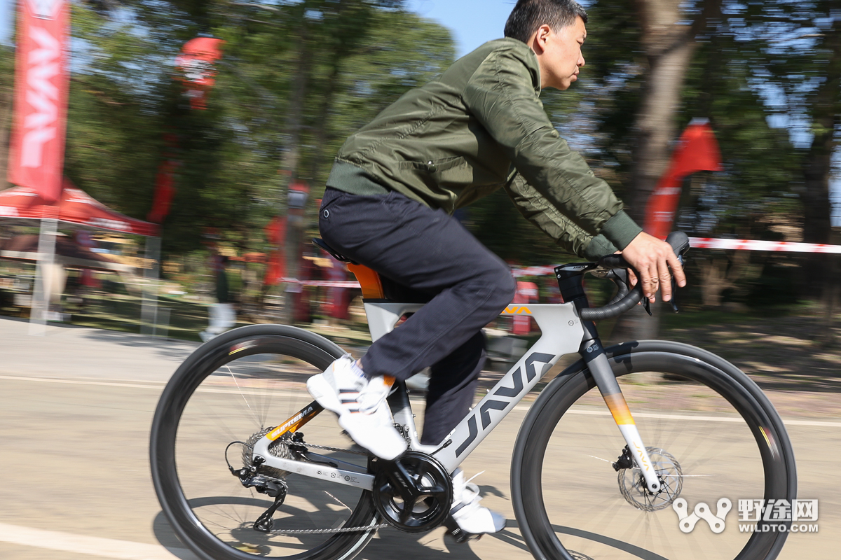 新車騎到爽 JAVA騎行 自在·由我經(jīng)銷商會議召開