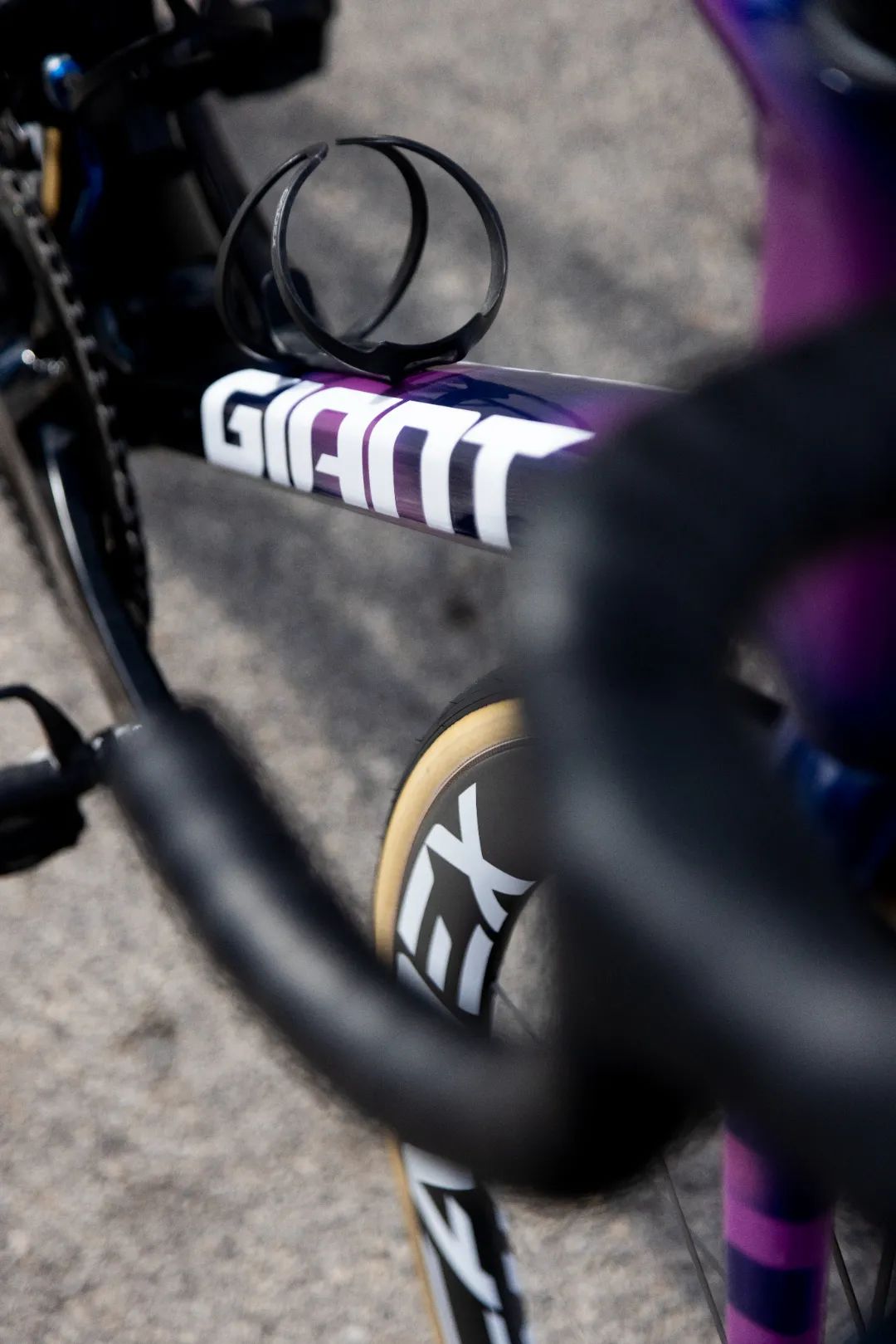 车队焕新 GIANT赞助车队Team Jayco AlUla全新面貌